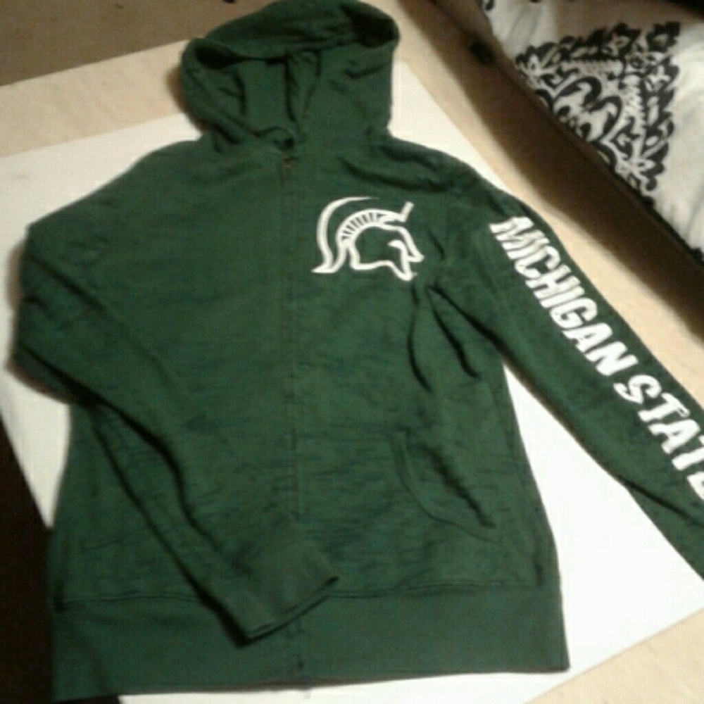 Girls size small Michigan State hoody.